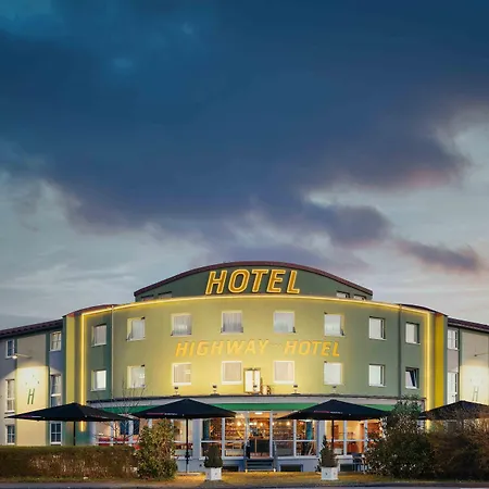 فندق هاي وي