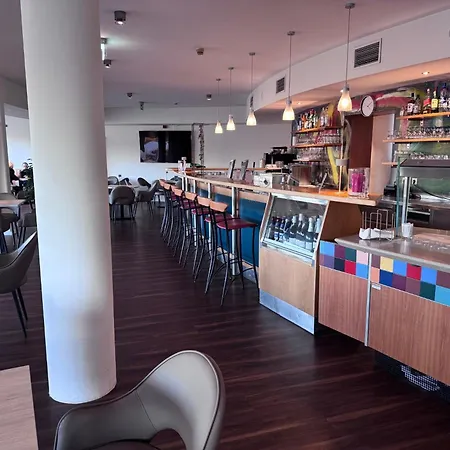 海威高速公路酒店 黑尔博尔茨海姆