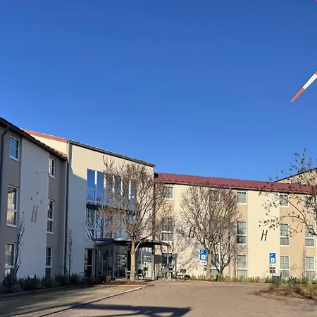 Hotel Highway