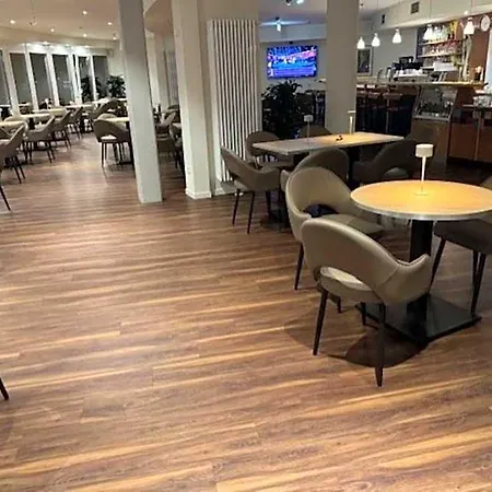 海威高速公路酒店 3*