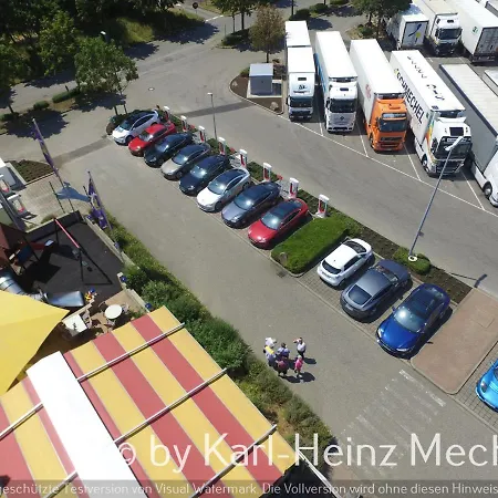 Ξενοδοχείο Highway 3*